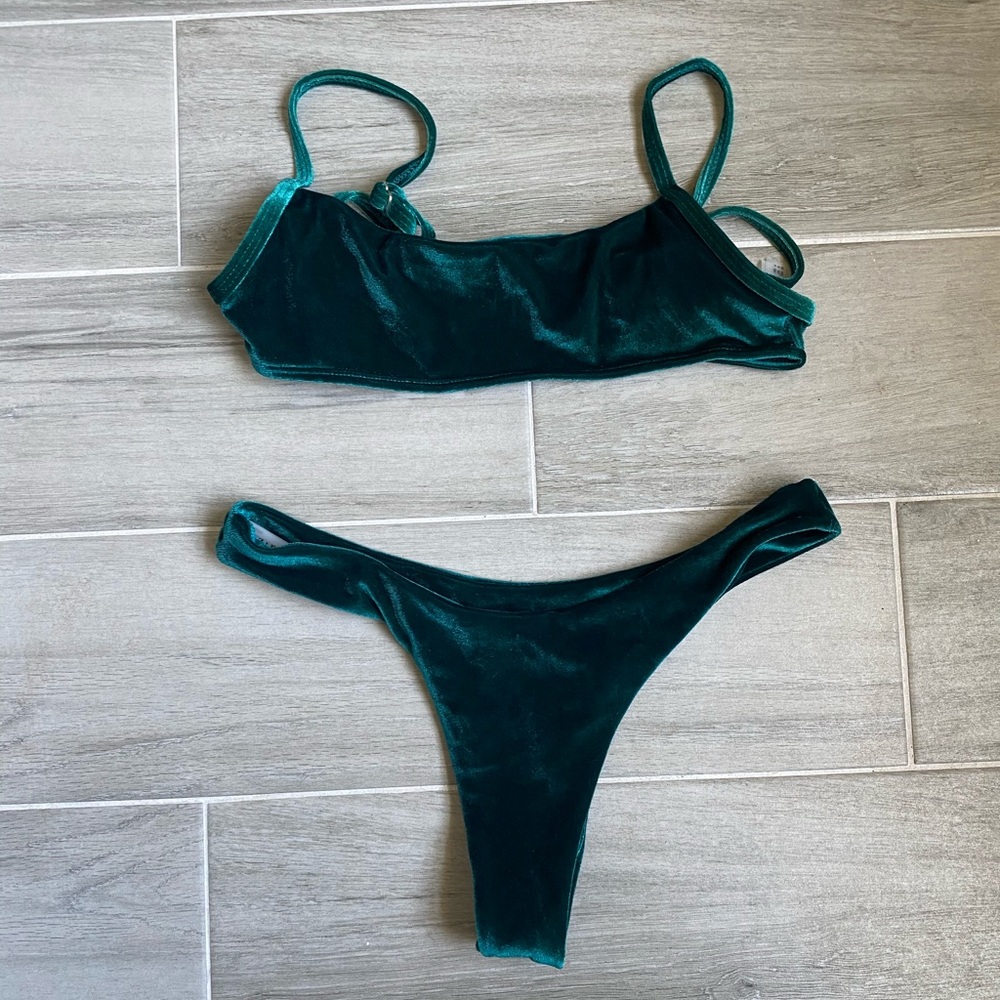 ZAFUL Velvet High Leg Bikini Set